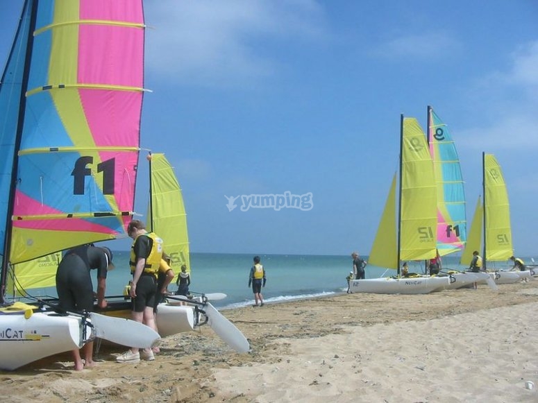 Club De Voile Et Loisirs D Hermanville Sur Mer